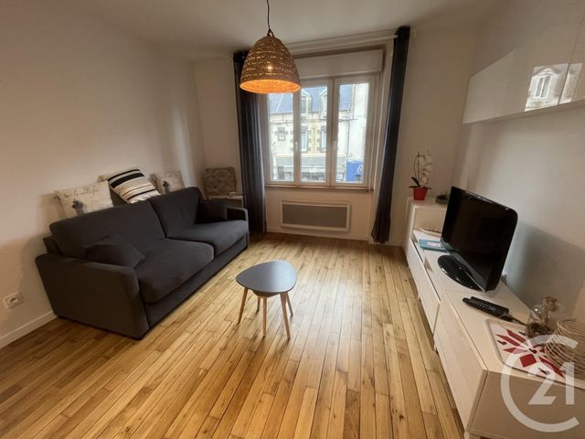 Appartement F2 à louer - 2 pièces - 35.2 m2 - GRANVILLE - 50 - BASSE-NORMANDIE - Century 21 Royer Immo